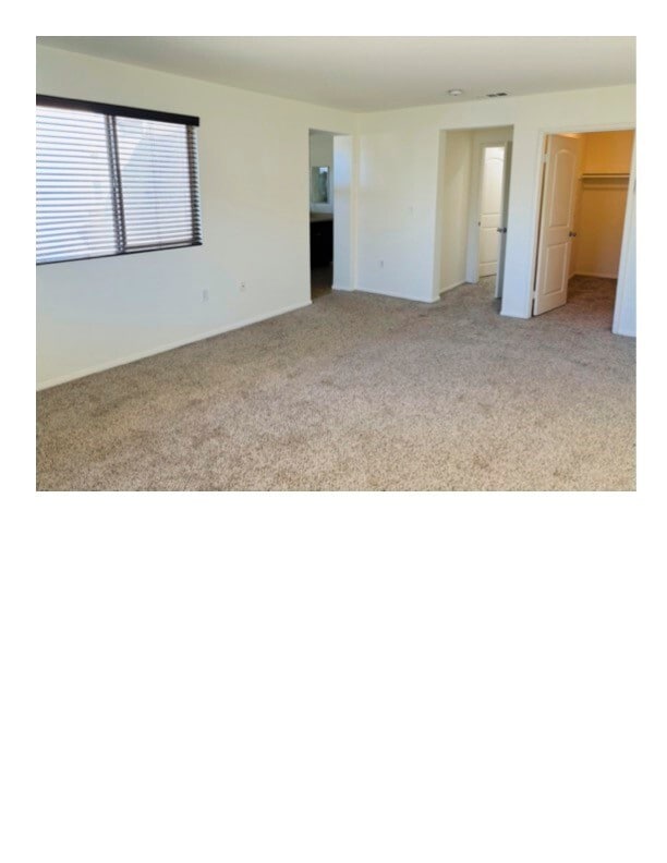 Building Photo - 440 Amargosa Way
