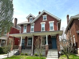 Building Photo - 437 Stoddart Ave