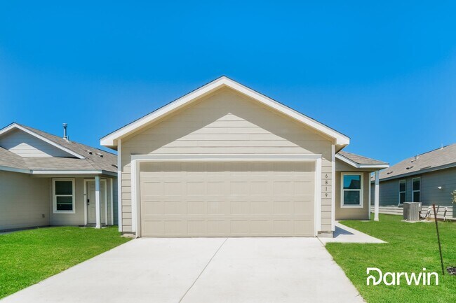 Building Photo - 6819 Chicken Ridge, San Antonio, TX 78252