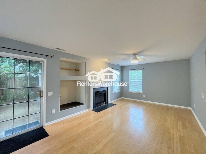 Building Photo - 171 Graystone Trce