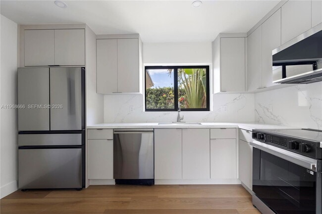 Building Photo - 1618 SW 18th St