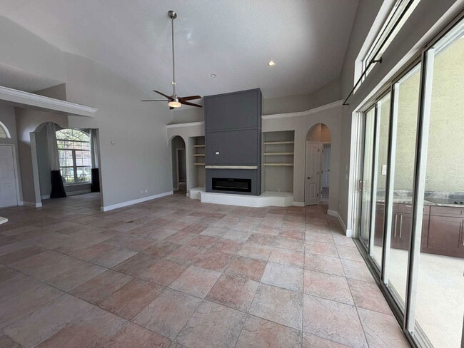 Building Photo - 5290 Chiswick Cir