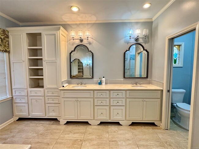 Building Photo - 2630 Aimee Dr