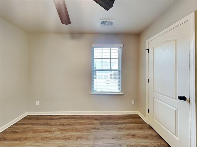 Building Photo - 5015 Groover Dr