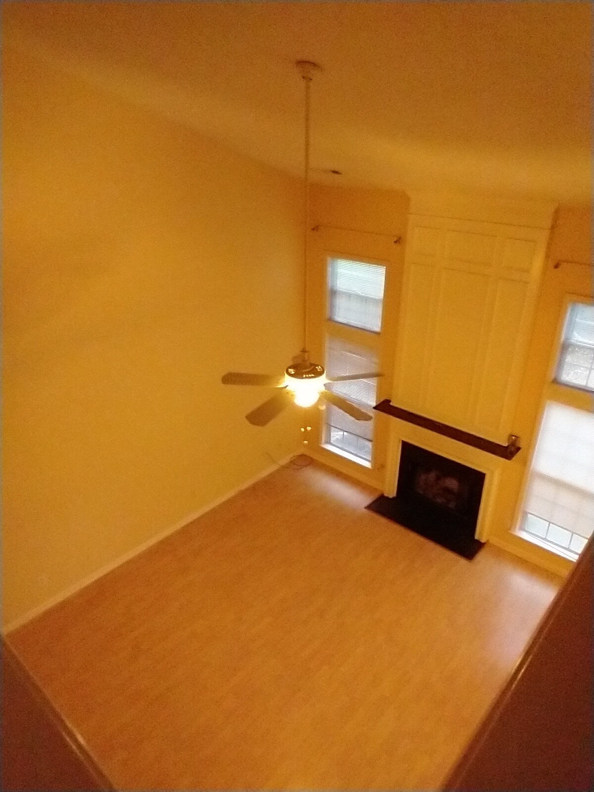 Building Photo - 715 Soneley Ct