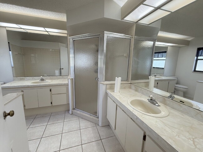 Building Photo - 5027 Panther Dr