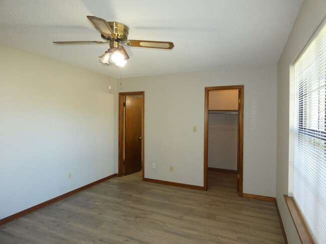 Building Photo - Charming Ranch-Style Home - Pace
