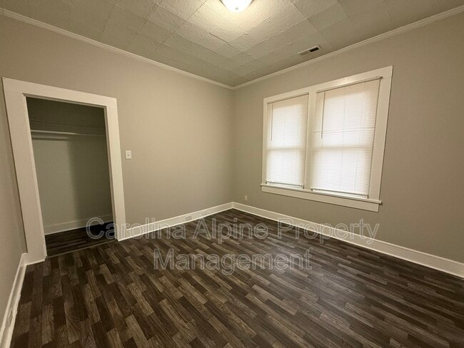 Building Photo - 1126 4th St