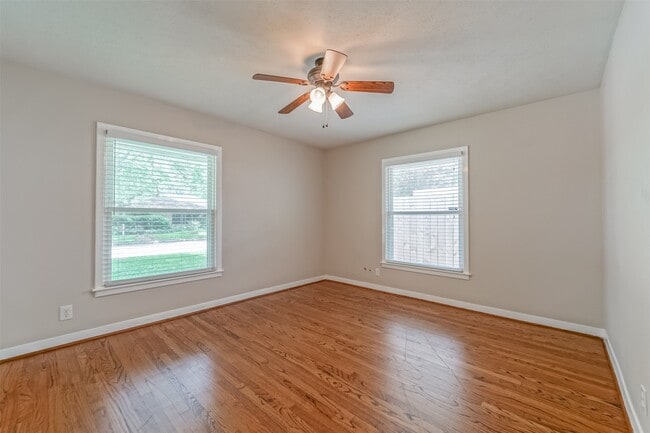 Building Photo - 3419 Norris Dr