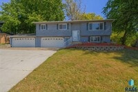 Building Photo - 4504 S Cliff Ave