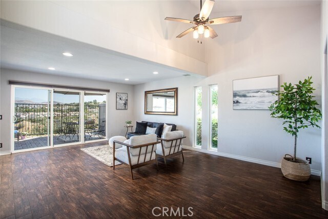 Building Photo - 7300 E Singingwood Dr