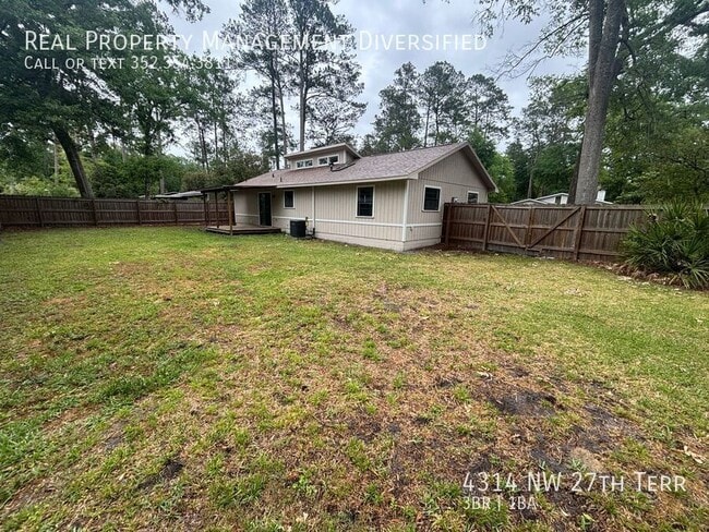 Building Photo - 4314 NW 27th Terrace