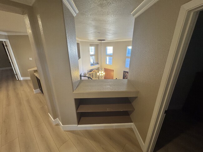 Building Photo - 10 Rhine Cir