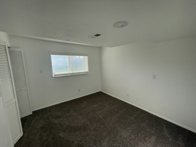 Building Photo - 4 Bd 3 Bath Home in Lehi