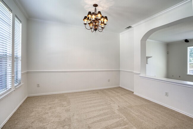 Building Photo - 9909 Delamere Dr