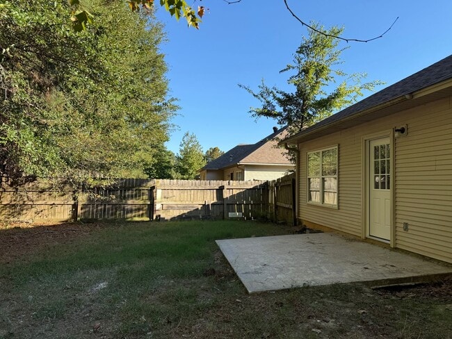 Building Photo - 317 Autumn Dr