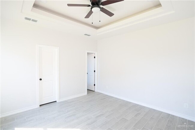 Building Photo - 2412 San Pascual St