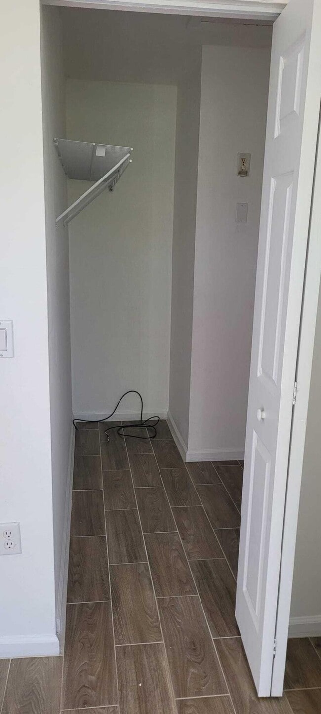 Building Photo - 3478 Briar Bay Blvd