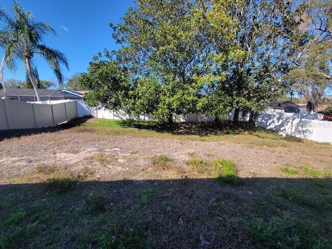 Building Photo - 7553 High Pines Ct