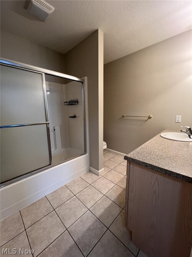 Building Photo - 3635 Indian Run Dr