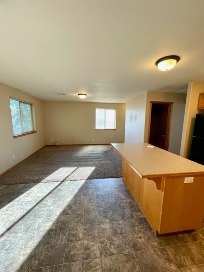 Building Photo - 61385 Sally Ln