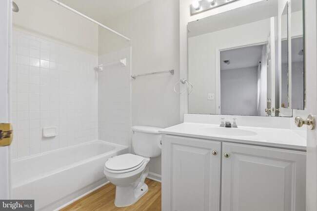 Building Photo - 2957 Huntington Grove Square