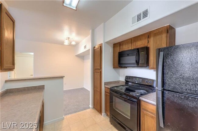 Building Photo - Las Vegas Condo For Rent
