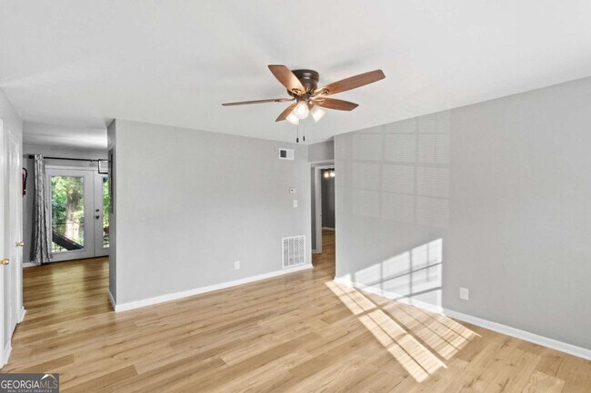 Building Photo - 99 Rhett Butler Dr