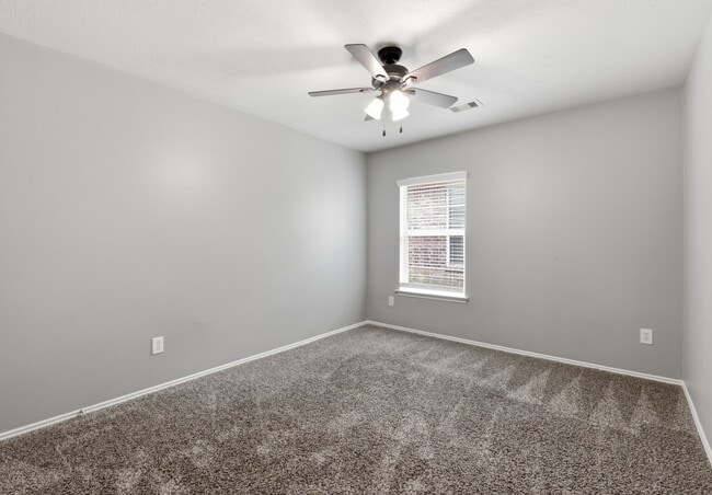 Building Photo - 14019 Pueblo Run Dr