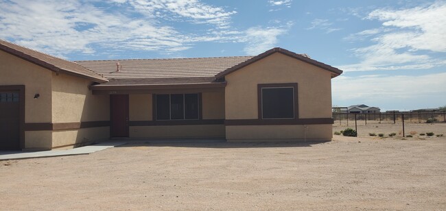 Building Photo - 2179 W Virgil Dr