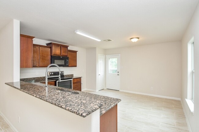 Building Photo - 17119 Hawks Landing Dr