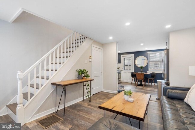 Building Photo - 3606 Miller St