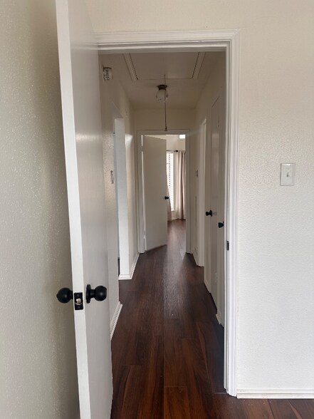 Building Photo - 602 Reva Ridge