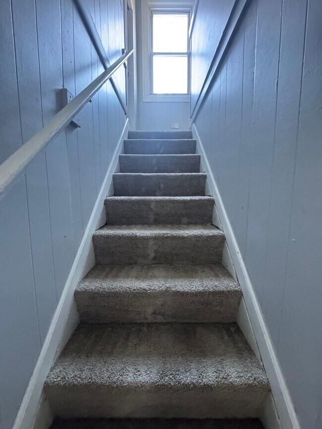 Building Photo - 19821 Lyndon St