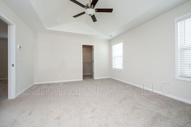 Building Photo - 124 Strongridge Trl