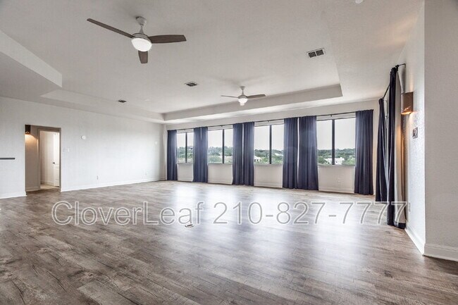 Building Photo - 335 Charon Point
