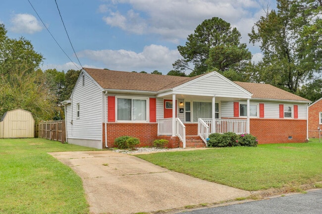 Building Photo - 1011 Robinson Rd