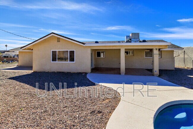 Building Photo - 2771 Typhoon Ln