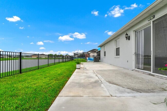 Building Photo - 9821 Bennington Chase Dr