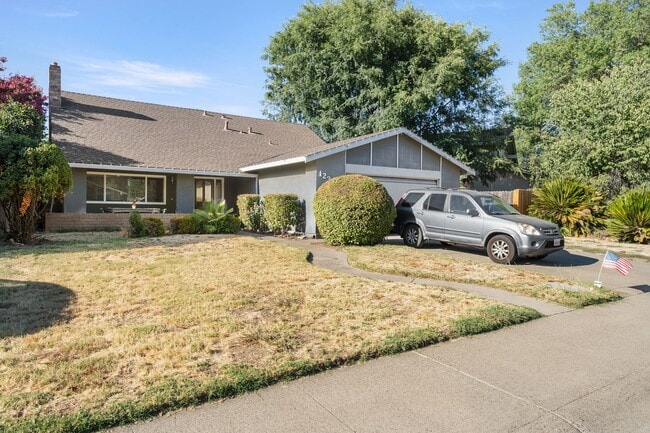 Building Photo - 123 Lido Cir