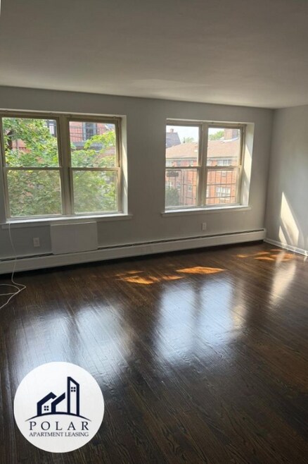 Building Photo - 821 Central St