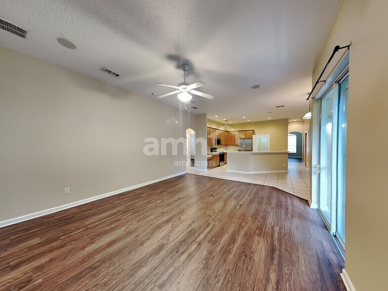 Building Photo - 725 Gulf Land Dr