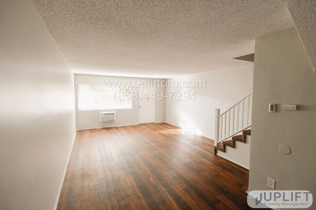 Building Photo - 5787 College Ave