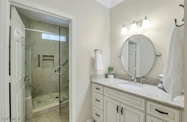 Building Photo - 268 Emerald Bay Cir