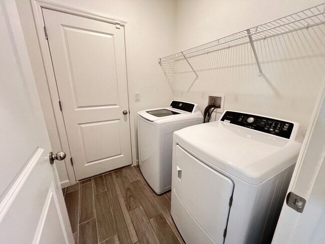 Building Photo - AWESOME 4BD/3BA Home in Ocala!!! Washer and Dryer INCLUDED!