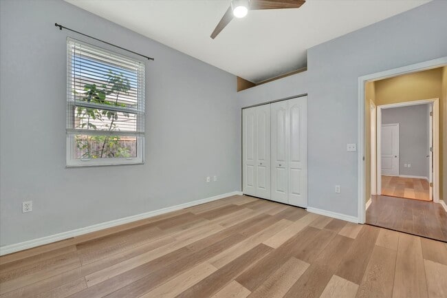 Building Photo - Beautiful 4 bed/ 3.5 bath Rental ~ Coming September