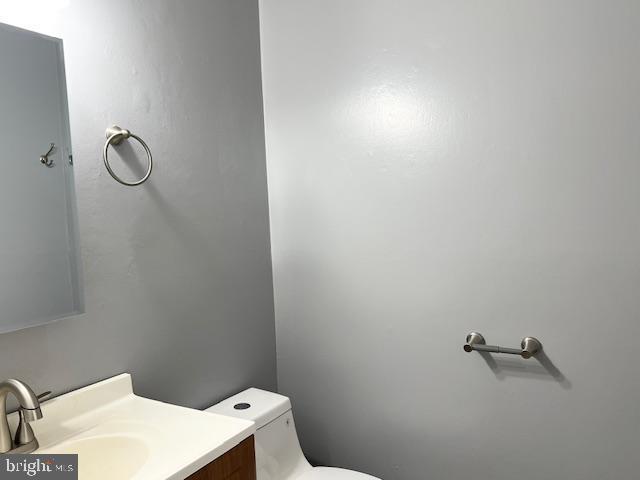 Building Photo - 13317 Hillendale Dr