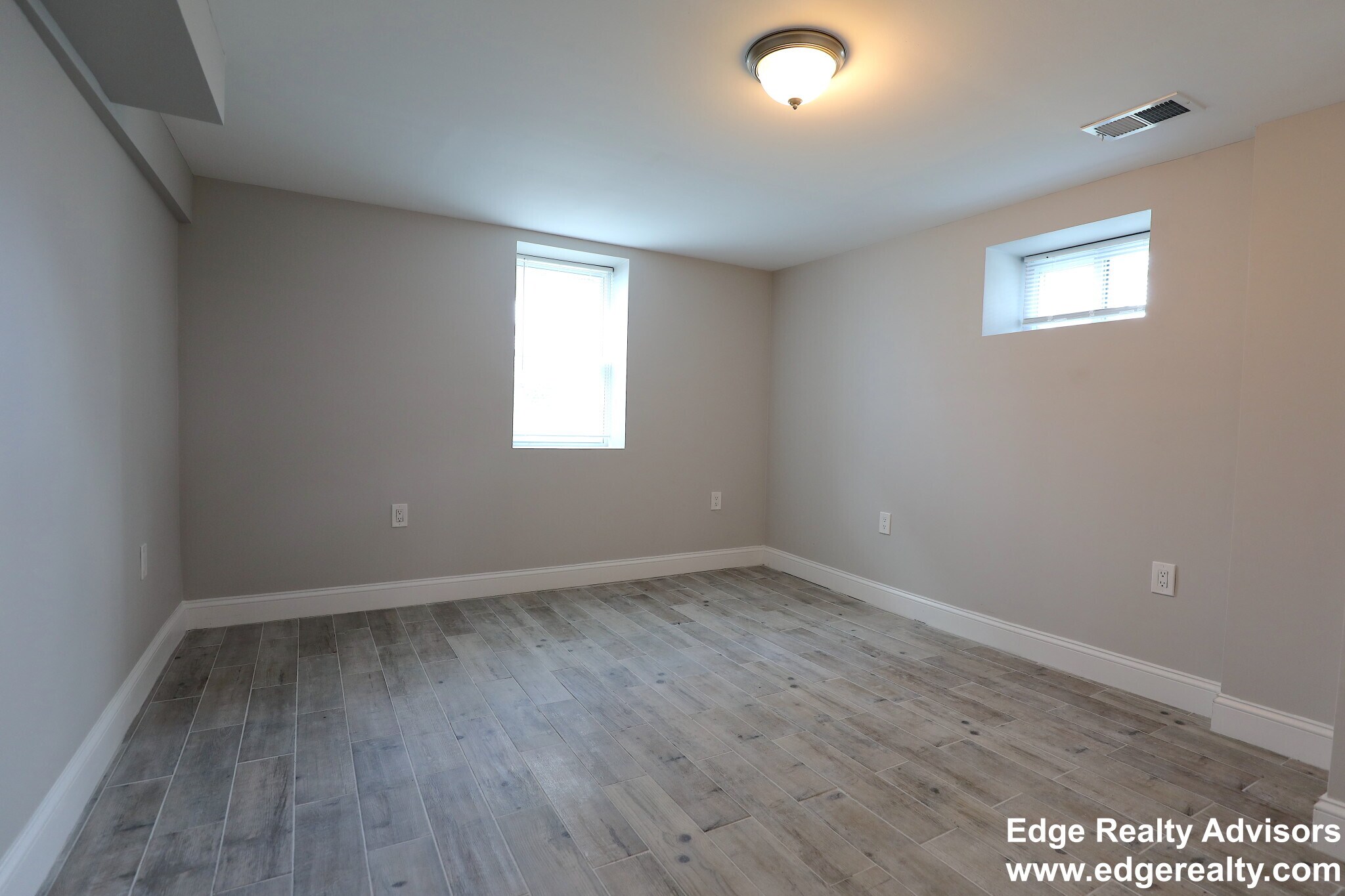 Building Photo - 39 Trapelo St