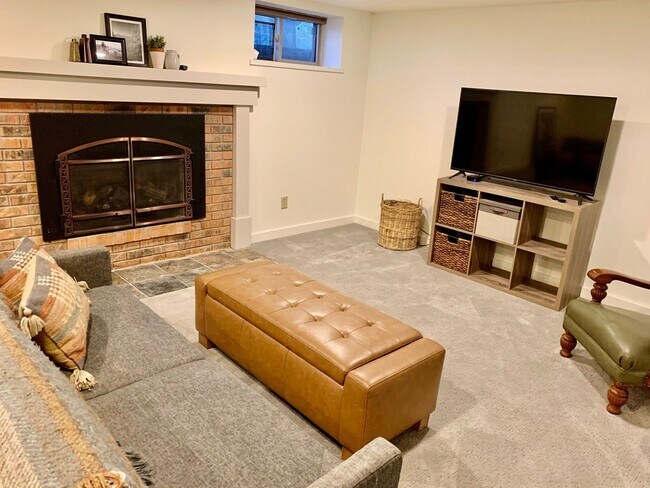 Building Photo - Charming 3 Bed, 2 Bath Craftsman in Missoula’s Coveted University Area