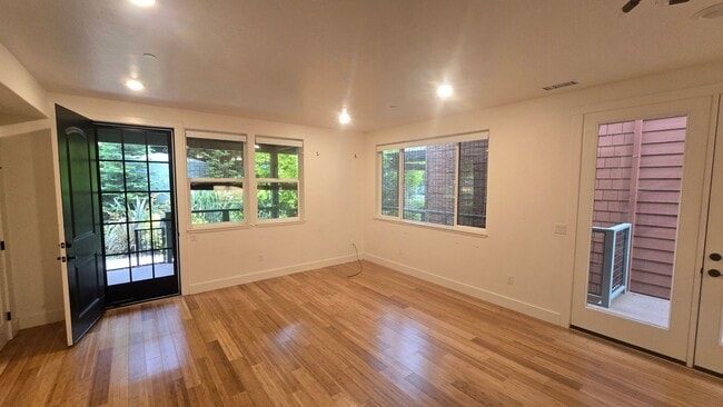 Building Photo - Newer 3-bedroom, two-story home located ju...